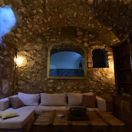 Donkey Farm Traditional Villa *