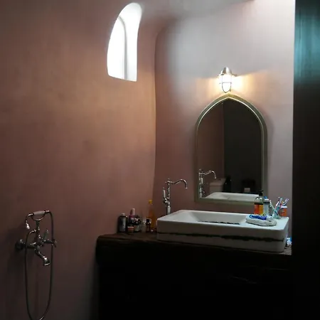 Donkey Farm Traditional Villa Emporio (Santorini)